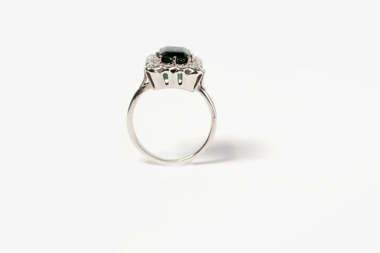 Bague 47 Bague en or blanc 18 carats avec tourmaline et diamants 58 Facettes