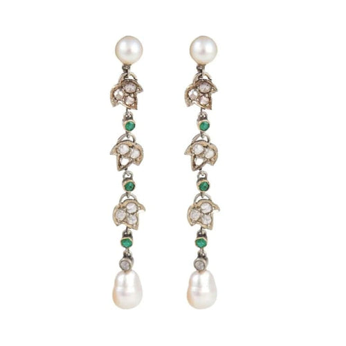 Boucles d'oreilles Pendants d’oreilles - Motifs floraux en or gris 18 carats, émeraudes et diamants 58 Facettes