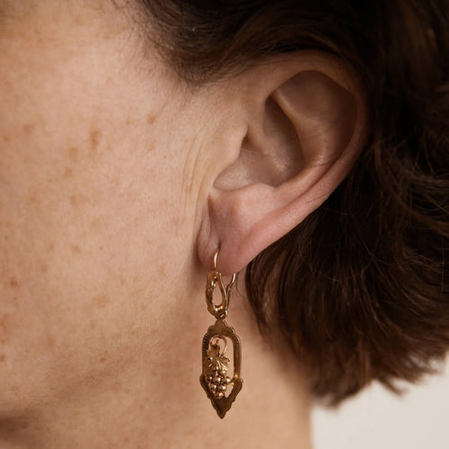 296ddd92-c3b9-4d14-3547-3625cfa37900