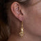Boucles d'oreilles Pendants d'oreilles anciens en or jaune 18 carats émaillés 58 Facettes