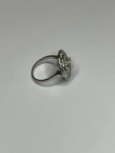 Bague 51 Bague Art déco - Rosace en platine et diamants 58 Facettes