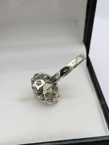 592af854-3ad0-402b-789b-25ce16f9e100