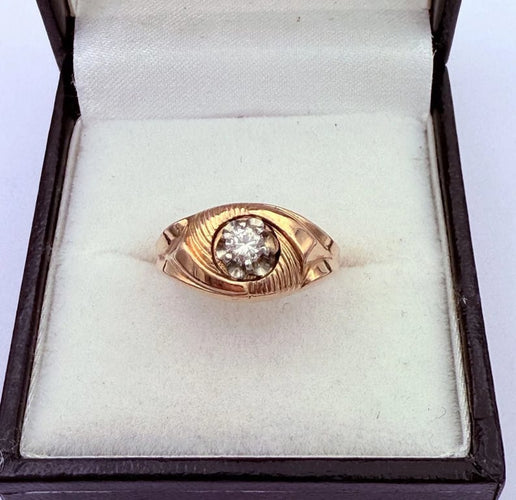 25c93bd7-9c17-4a1d-3022-44b6e4928200