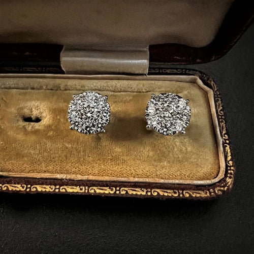 Boucles d'oreilles Boucles d’oreilles rondes en or blanc et diamants 1,6 ct 58 Facettes