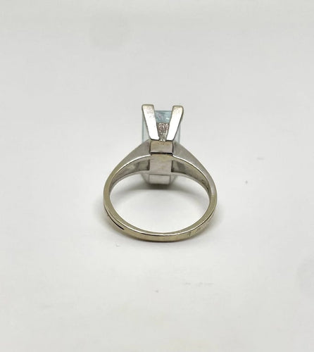 6ad7e91d-aee9-411e-b507-cc8da8216900