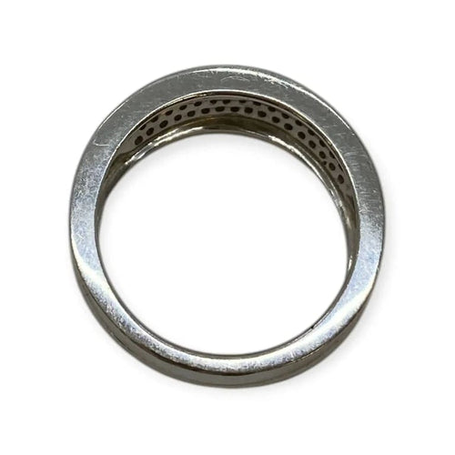 Bague 50 Bague en or blanc 18K sertie de diamants 58 Facettes 330085406