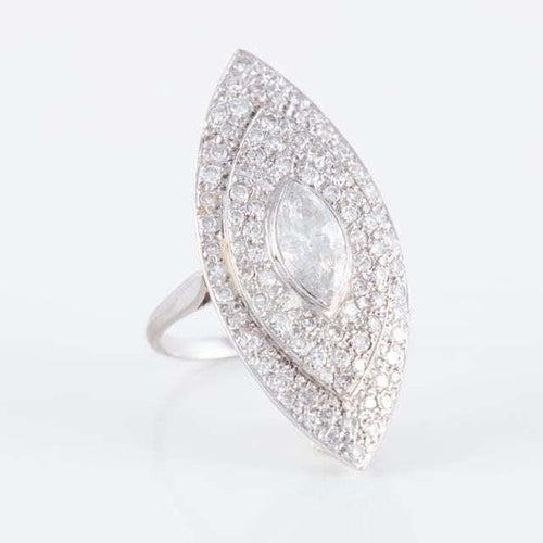 Bague 56 Bague marquise navette en or blanc 18 ct et diamants 58 Facettes HS20833