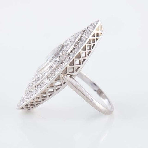 Bague 56 Bague marquise navette en or blanc 18 ct et diamants 58 Facettes HS20833