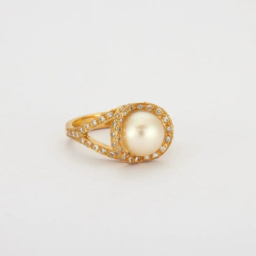 Bague 54 Bague perle de culture et diamants en or jaune 18K 58 Facettes HS20599