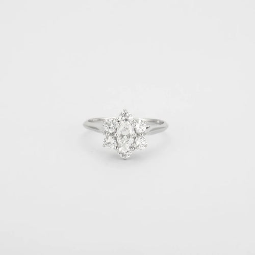 Bague 54 Bague en or blanc 18K sertie de diamants 0,6 ct 58 Facettes HS4260