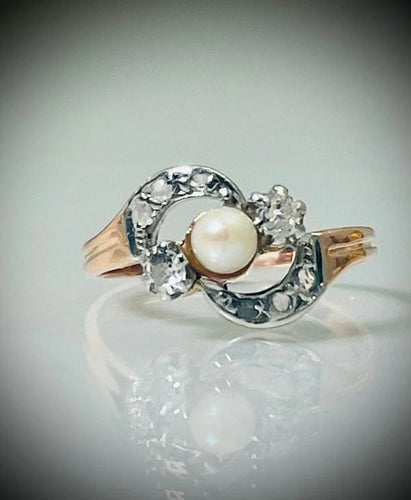 Bague 52 Bague perle et diamants en or jaune 18 carats 58 Facettes