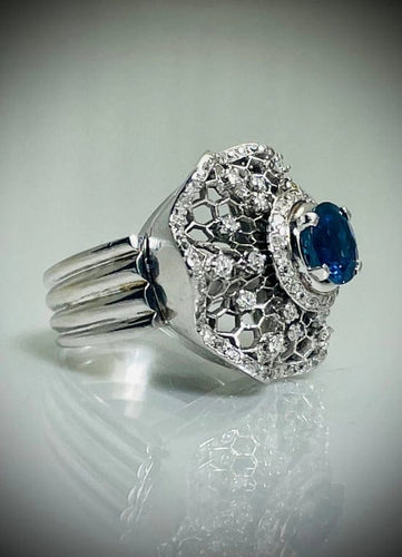 Bague 53 Bague dentelle - Saphir de Ceylan et diamants en platine (1950) 58 Facettes