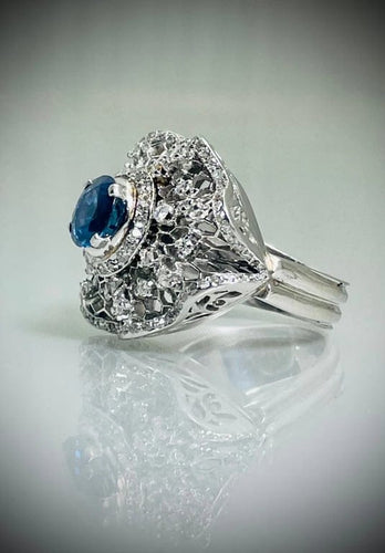 Bague 53 Bague dentelle - Saphir de Ceylan et diamants en platine (1950) 58 Facettes
