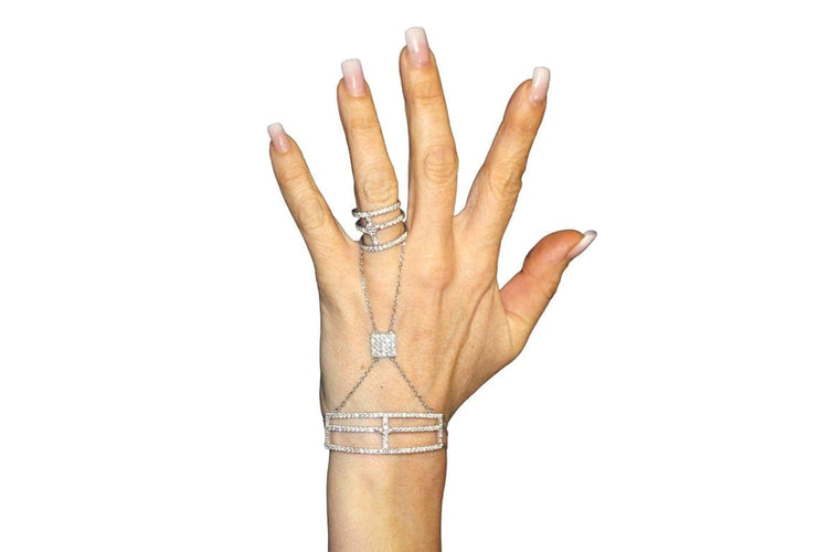 Bracelet 57 Bracelet-bague - Bracelet-bague en or blanc 18 carats et diamants 58 Facettes fbb
