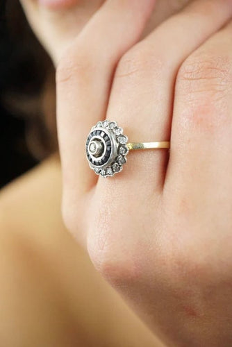 Bague 53 Bague cible ancienne en or jaune 14 carats, saphirs et diamants 58 Facettes SQ5946394