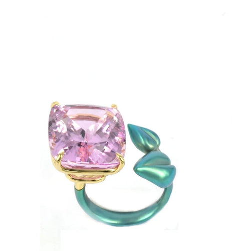 Bague 53 Bague fleur en titane vert et or jaune avec kunzite 26,85 ct 58 Facettes 258820