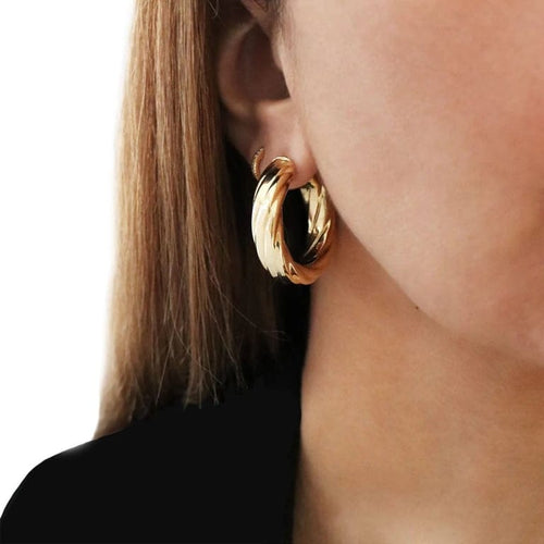 Boucles d'oreilles Créoles torsadées - Boucles d’oreilles en or jaune 18 carats 58 Facettes