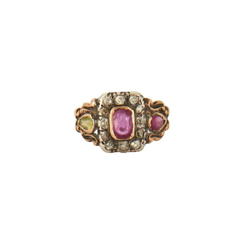 Bague 51 Bague ancienne en or jaune 18K rubis, diamants et péridot 58 Facettes