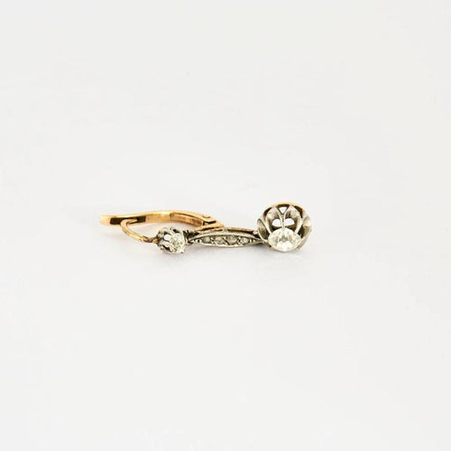 Boucles d'oreilles Dormeuses anciennes en or 18 carats bicolore et diamants 58 Facettes