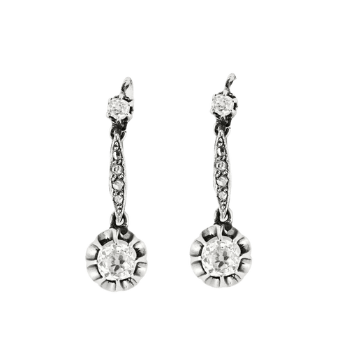 Boucles d'oreilles Dormeuses anciennes en or 18 carats bicolore et diamants 58 Facettes