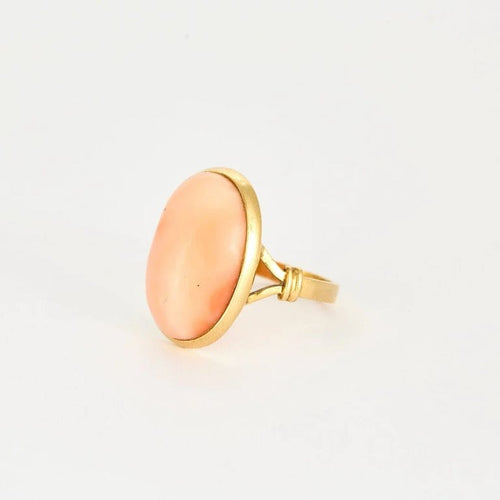 Bague 53 Bague cabochon corail peau d’ange en or jaune 18 carats 58 Facettes