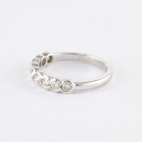 Bague 50 Demi-alliance - Bague en or gris 750 sertie clos de diamants 58 Facettes 750