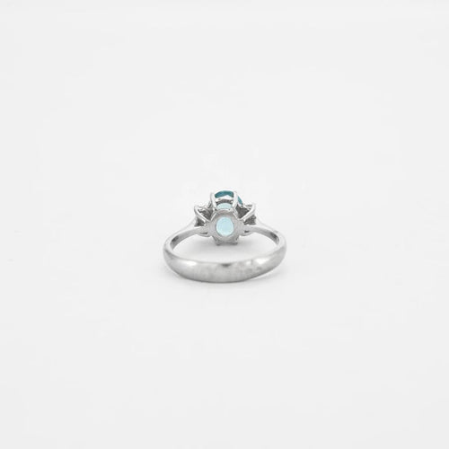 Bague 52 Bague - Aigue-marine et diamants en or gris 58 Facettes