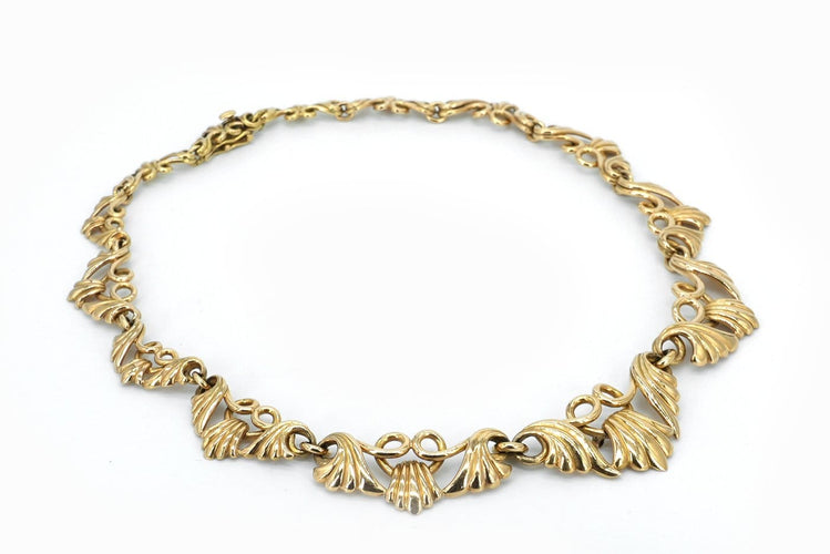 Collier Collier ancien années 40 en or jaune 18 carats 58 Facettes