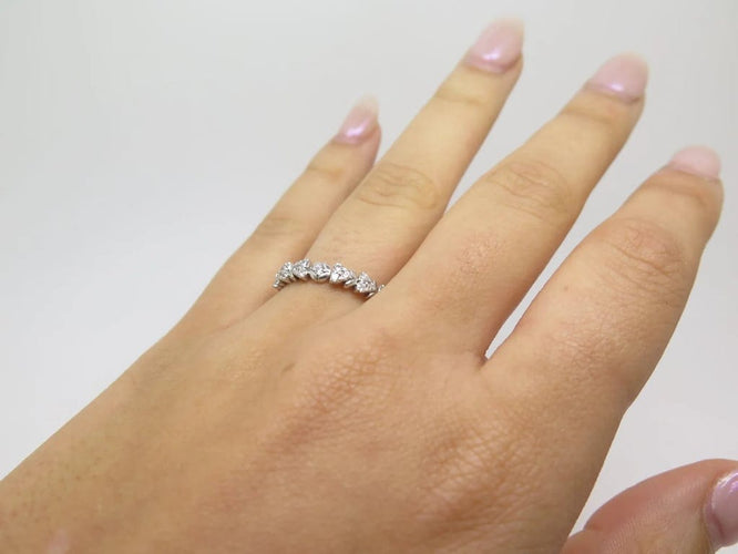 Bague 53 Alliance - Bague en or blanc 18 carats et diamants 58 Facettes
