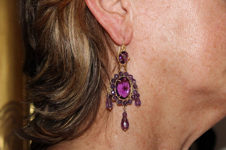 Boucles d'oreilles Boucles d'oreilles girandole anciennes en or 14 carats et améthystes 58 Facettes 7622