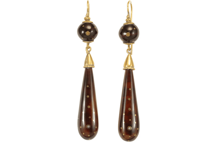 Boucles d'oreilles Boucles d’oreilles anciennes en or, piqué sur écaille de tortue 58 Facettes 7410
