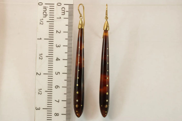 Boucles d'oreilles Boucles d’oreilles anciennes en écaille de tortue et or jaune 14 carats 58 Facettes 7678