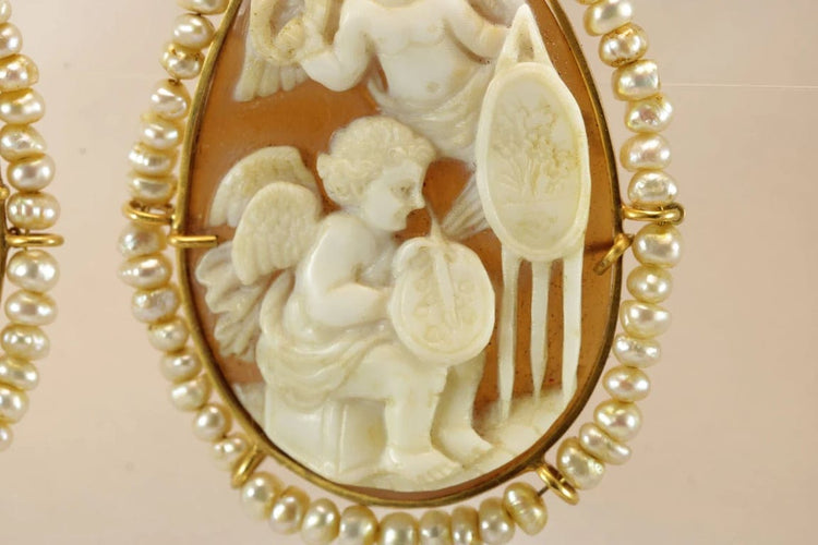 Boucles d'oreilles Boucles d'oreilles anciennes - Camées en sardonyx en or jaune 14 carats 58 Facettes 7682