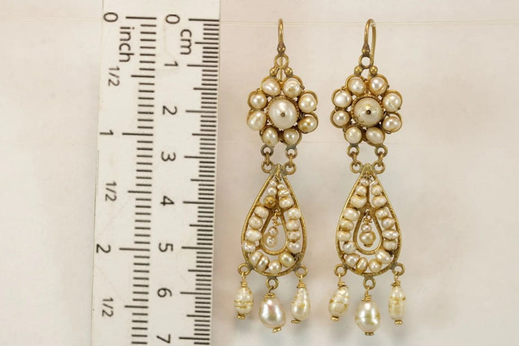 Boucles d'oreilles Boucles d'oreilles anciennes en or jaune 14 carats et perles 58 Facettes 7702