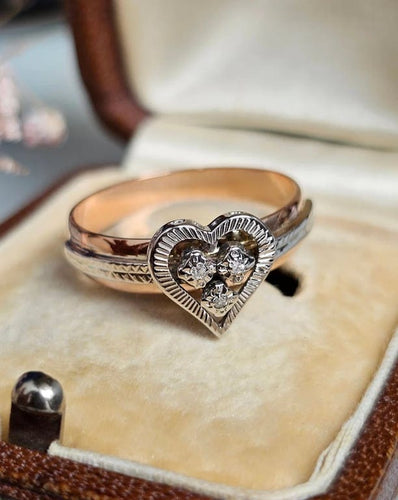 Bague 58.5 Bague cœur vintage en or rose 18 carats et diamants 58 Facettes 473