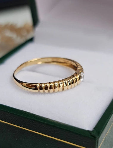 Bague 55.5 Bague en or jaune 18 carats sertie d’un diamant taille brillant 58 Facettes 669