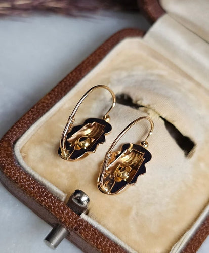 ffb7d9f9-1be7-4697-1807-e9a79478f800