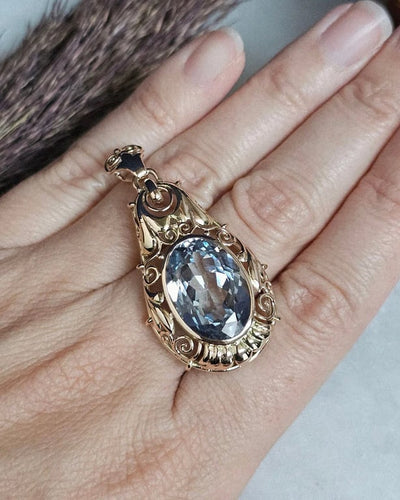 48e1eb1f-947a-47d7-15de-d56417da4800