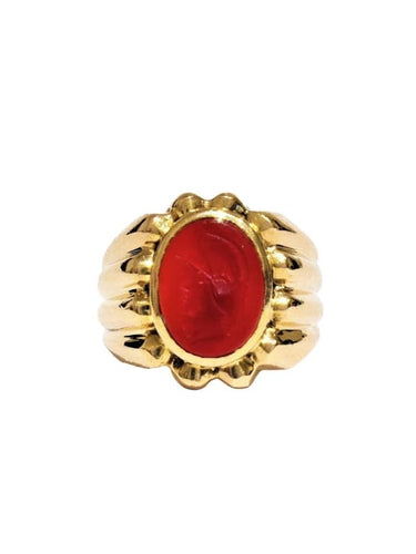 Bague 53 Chevalière godronnée - Bague en or jaune 750 et intaille sur cornaline 58 Facettes 1-803/1