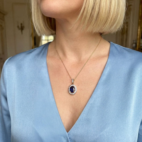 Pendentif Pendentif en or jaune et blanc 18 carats, saphir et diamants 58 Facettes 1749