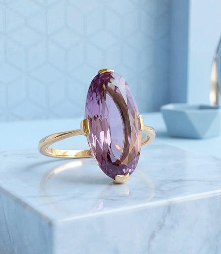 Bague 59 Bague marquise en or jaune 18 carats avec améthyste ovale 58 Facettes 1752