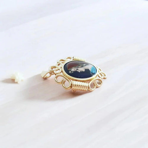Pendentif R. Philippon - Pendentif-broche en or jaune 18K, émail de Limoges (1950-1960) 58 Facettes AA 1688