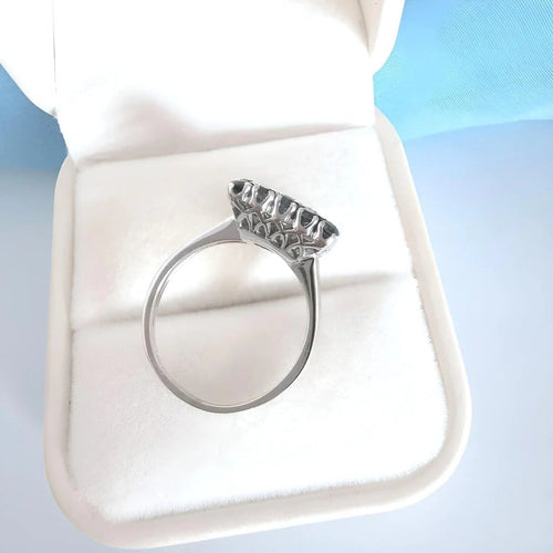 Bague 57.5 Bague vintage 1970-1980 saphirs et diamants en or gris 18 carats 58 Facettes 1757