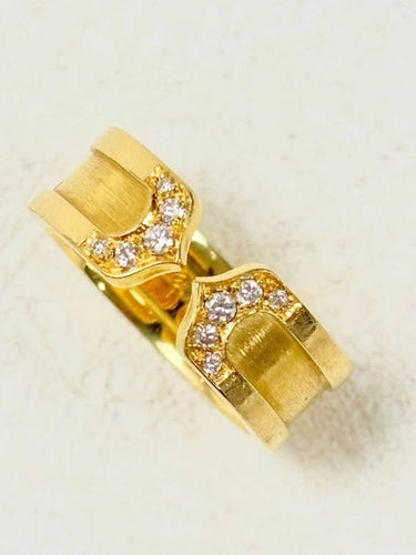 Bague 49 Cartier C - Bague ouverte en or jaune 18 carats et diamants 58 Facettes WC-2025-0757