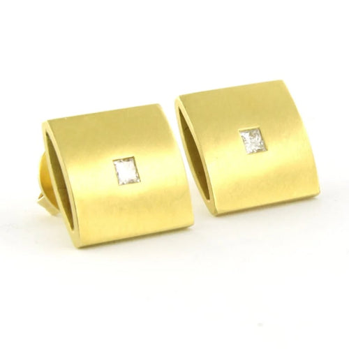 0f4759f1-c994-438c-646d-d52c5826f600