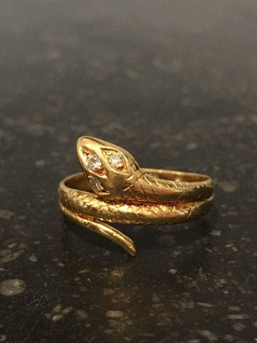 Bague 56 Bague serpent en or jaune 18k et 3 diamants 58 Facettes