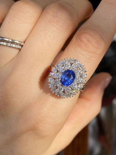 Bague 57 Bague marguerite en or blanc 18K avec saphir et diamants 58 Facettes