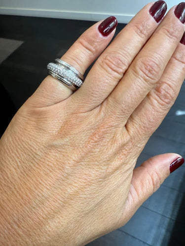 f3487e84-d515-42e3-9840-d2739262b900