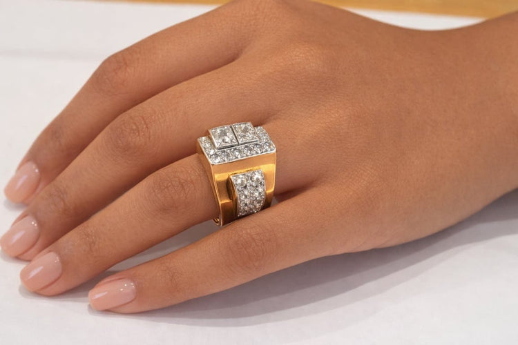 Bague 56 Bague tank asymétrique en or jaune et platine avec diamants 58 Facettes 001