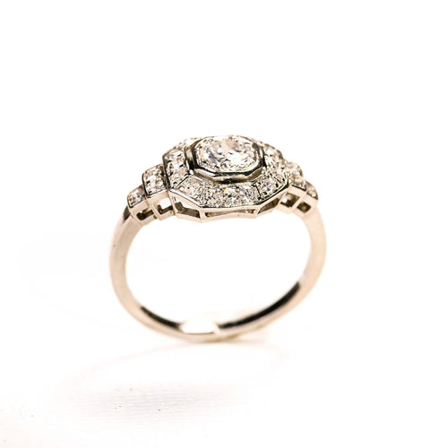 Bague 48.5 Bague Art déco octogonale en platine avec diamants 58 Facettes LMB-322
